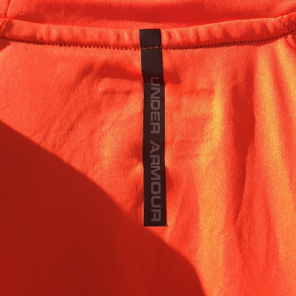Under Armour  HeatGear Mens Short Sleeve Orange w/ Gray Insert, Medium - Picture 6 of 9